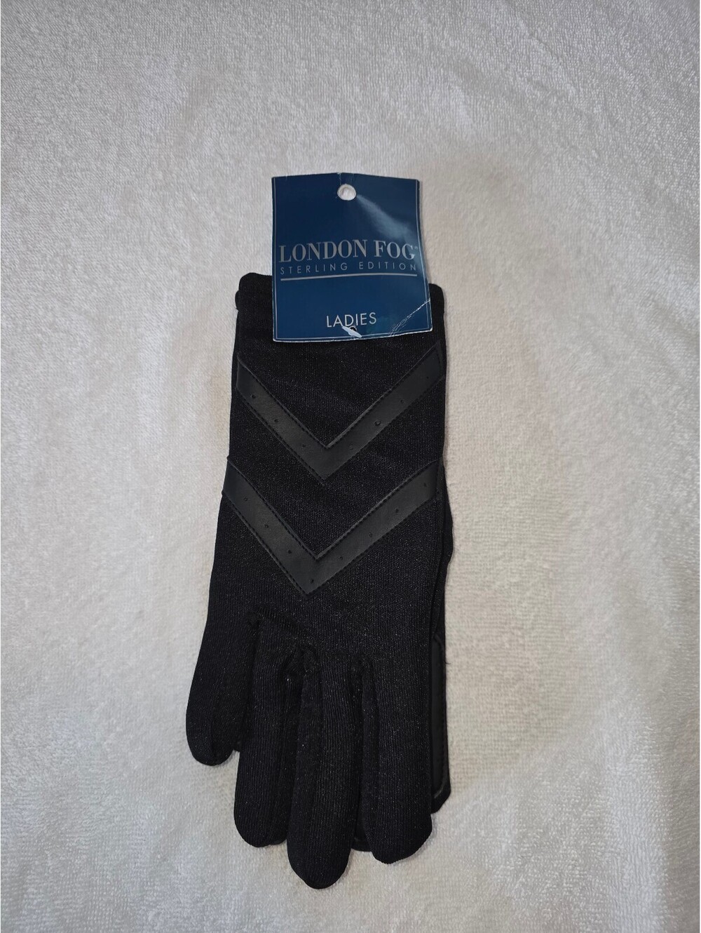 London Fog Sterling Edition Women’s Black Gloves NWT